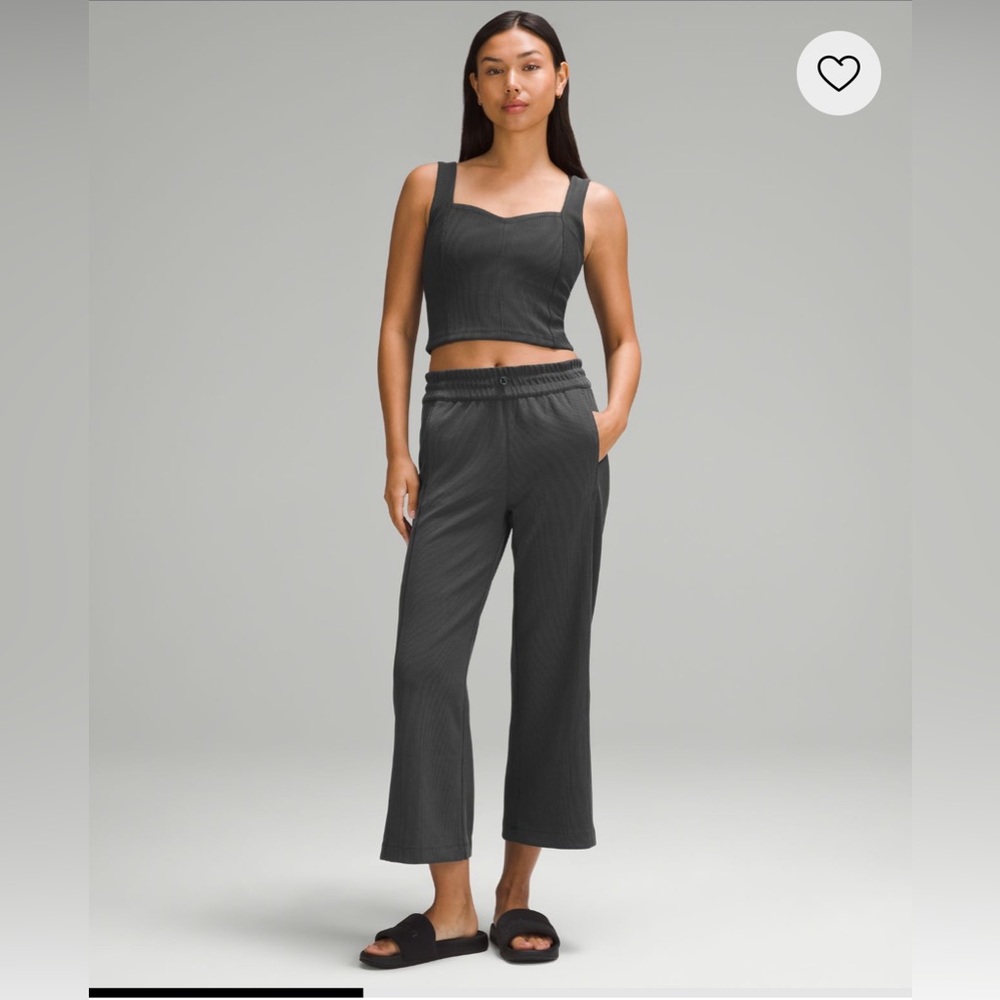 Lululemon Ribbed sofsteme sweetheart tank